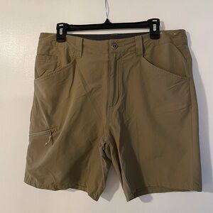 Like New Patagonia Quandry Shorts - 8”